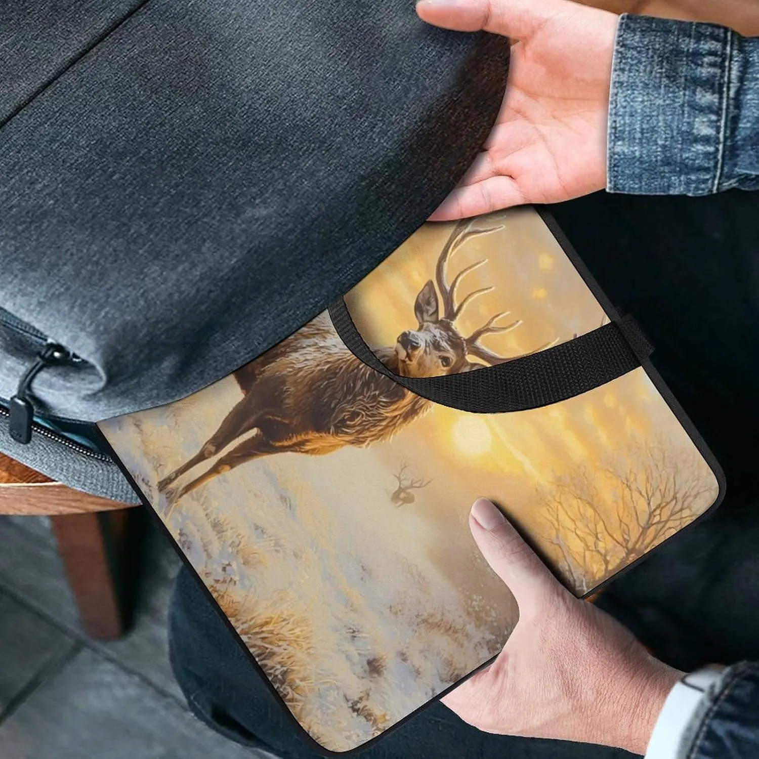 A Majestic Deer with Antlers Laptop Sleeve Bag Computer Carrying Case Laptops Protective Cover for Travel Business