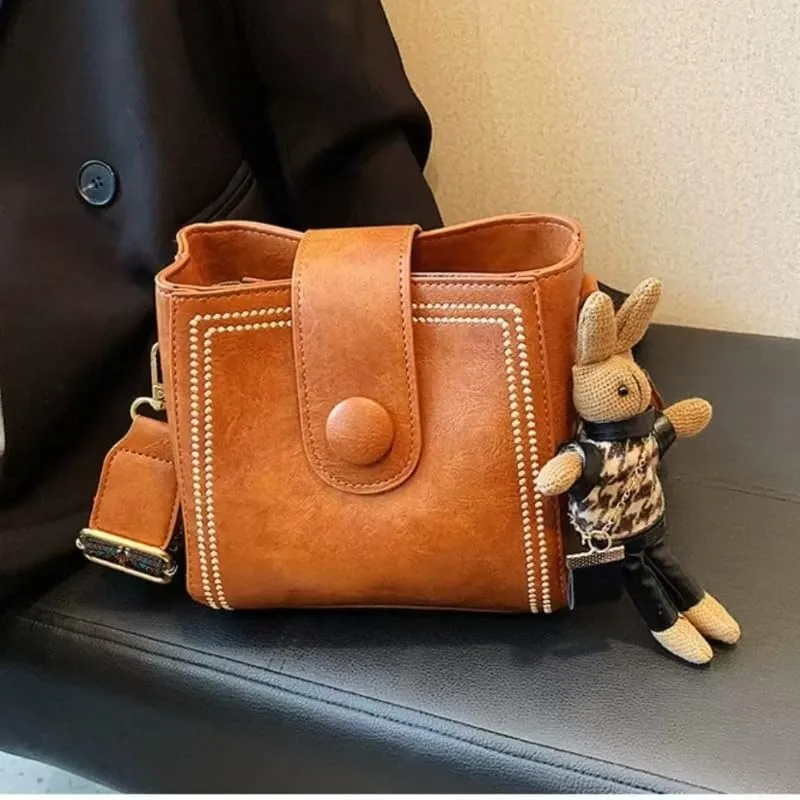 Bootara Bucket Bag,Detachable Strap Design and Handheld Fashion Retro Bag