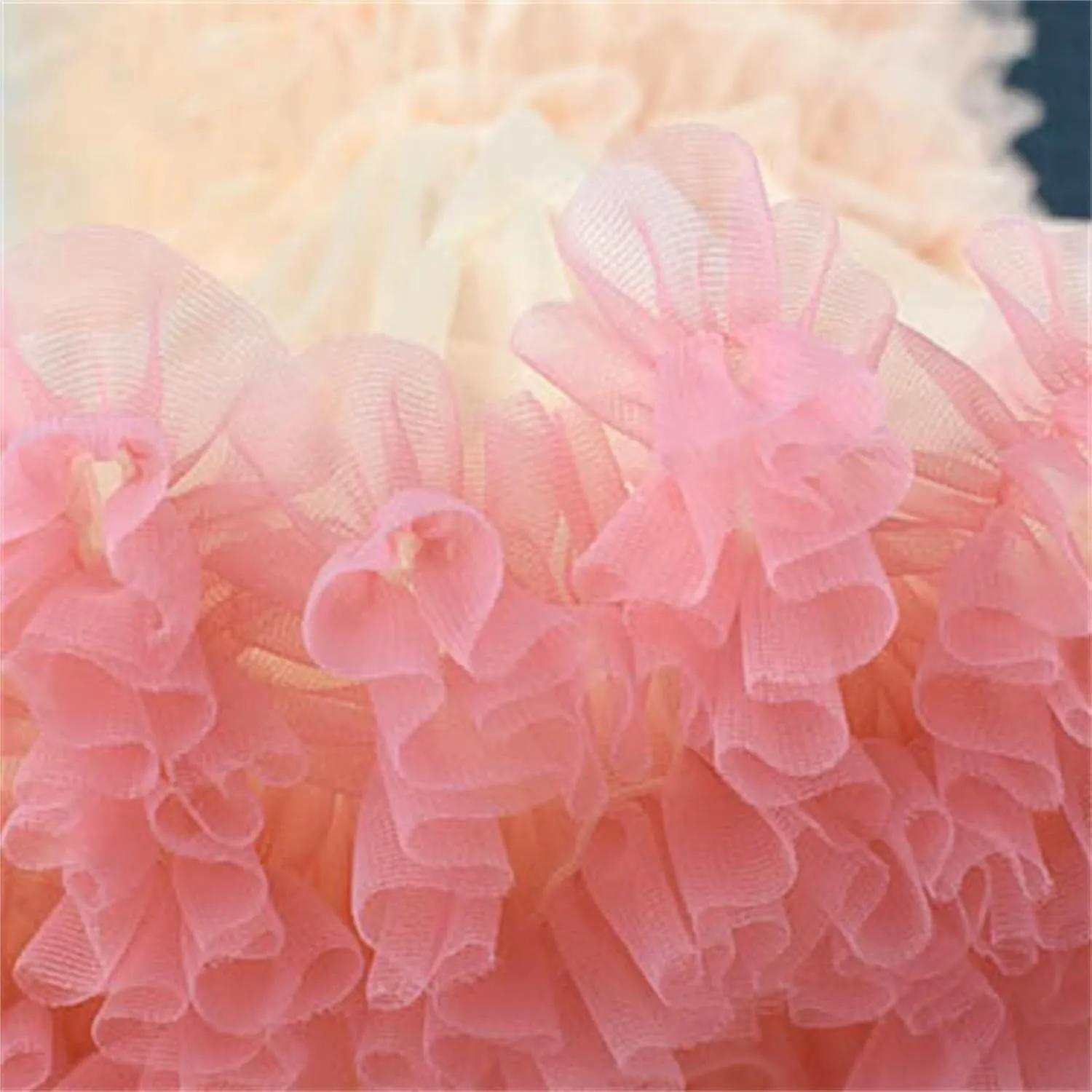 Girls Fluff Tiered Tulle Tutu Dresses Wedding Part Gown Spaghetti Straps Ruffle ini Dress with Pom om