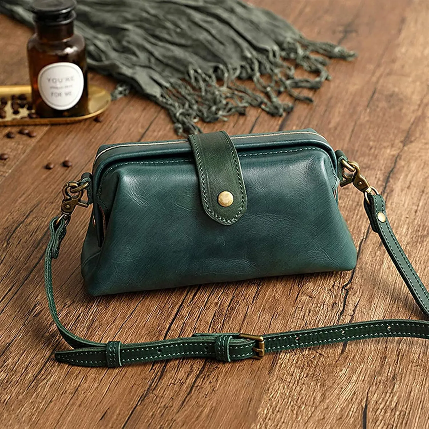 Premium Leather Retro Handmade Doctor Bag,Dr bag - retro handmade bag,Crossbody Unique Opening Small Vintage Phone Purse Handbags for Women (Green)