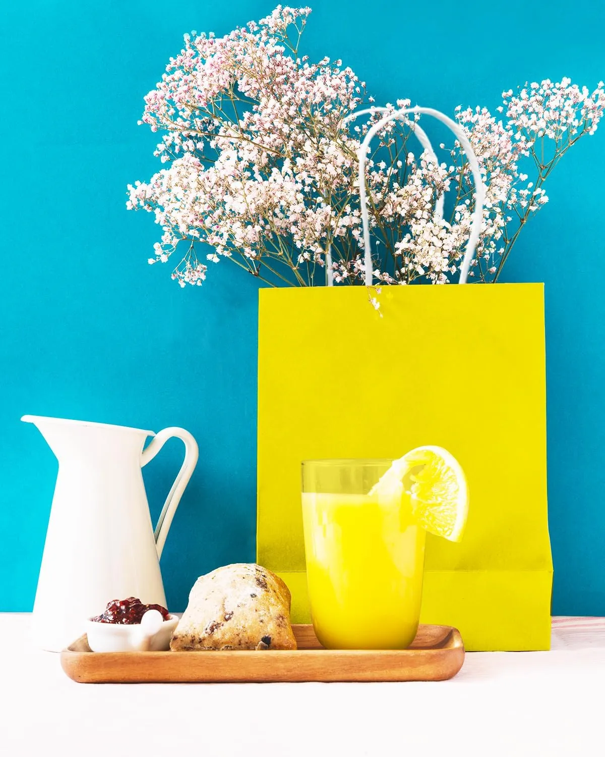 qiqee 24PCS Small Gift Bag with Handles Bulk 8.3"x6"x3" Gift Bags Bright Yellow Bags Multiple Uses (Small Size)